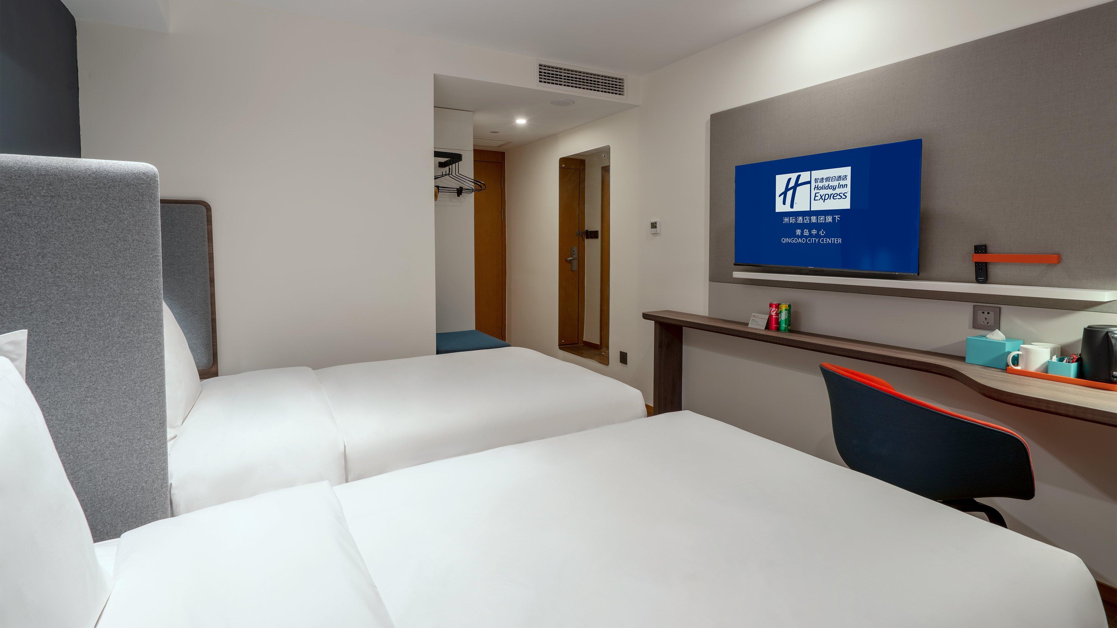 Hotel Express Center By Ihg 4*