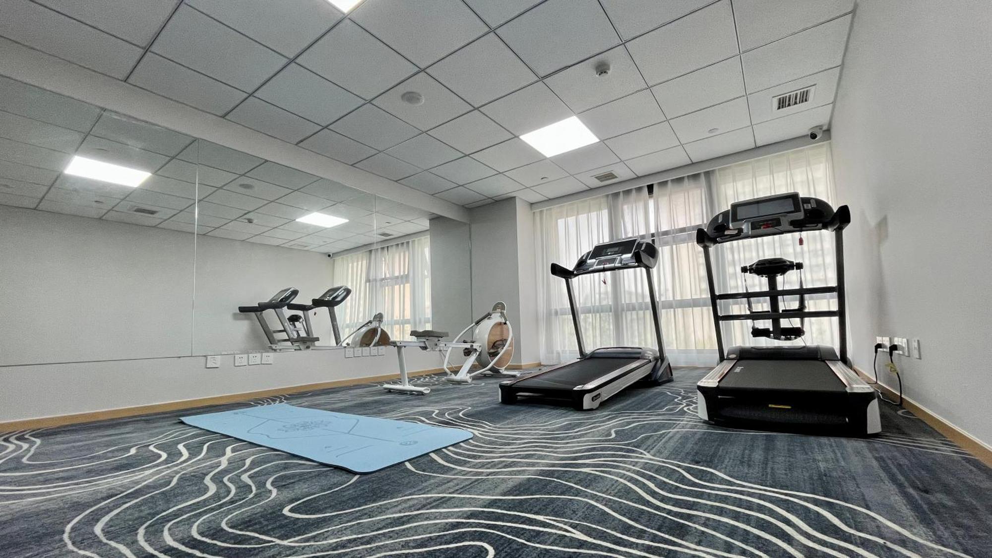 Hotel Express Center By Ihg